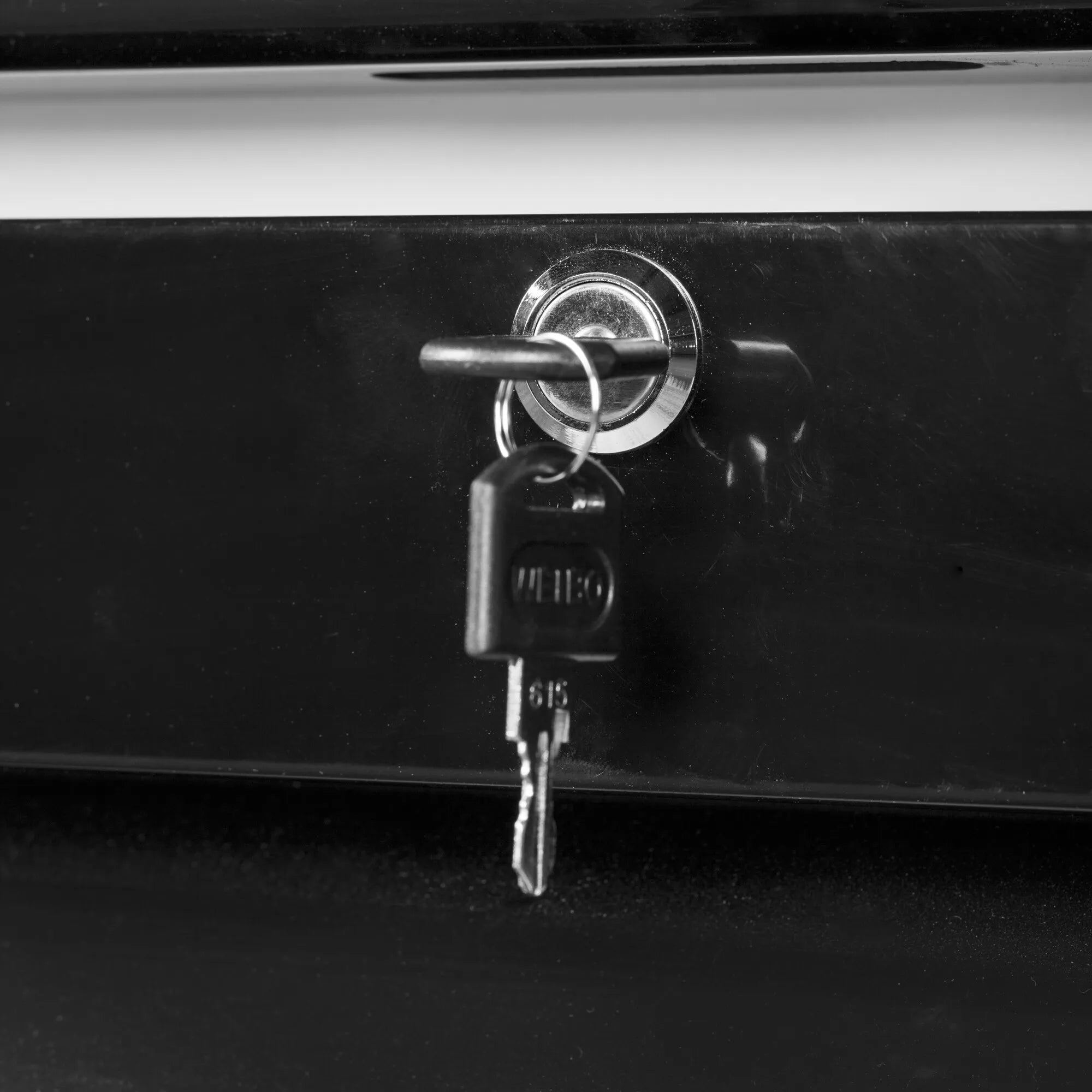 TEFCOLD LGC5000 Black Glass Door Merchandiser – 2 Hinged Doors, LED Display, Fan Assisted Cooling, Energy Efficient Commercial Chiller